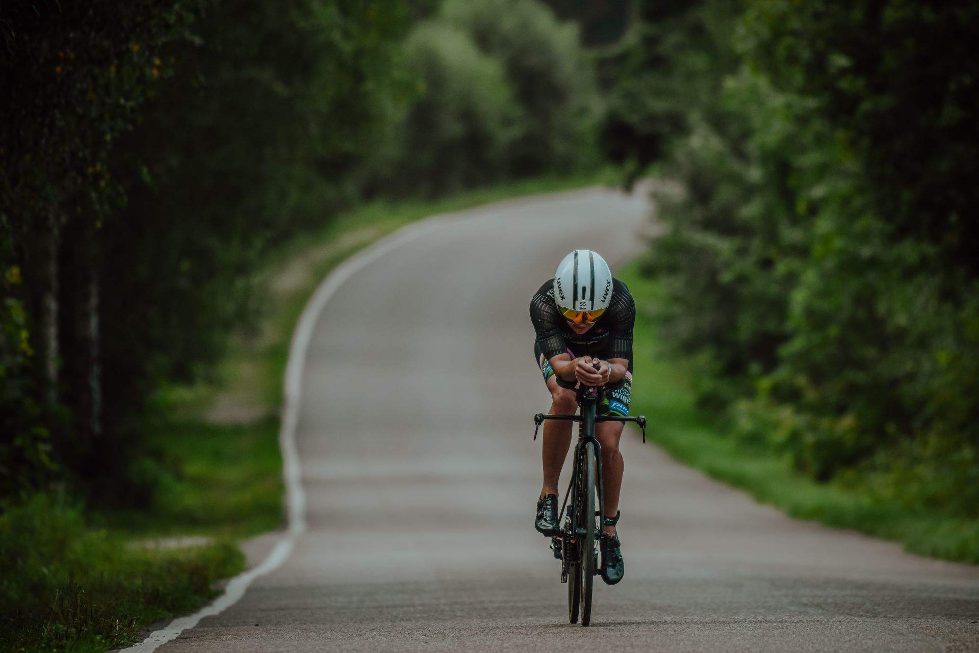 Kolarz podczas zawodów Ironman Gdynia 