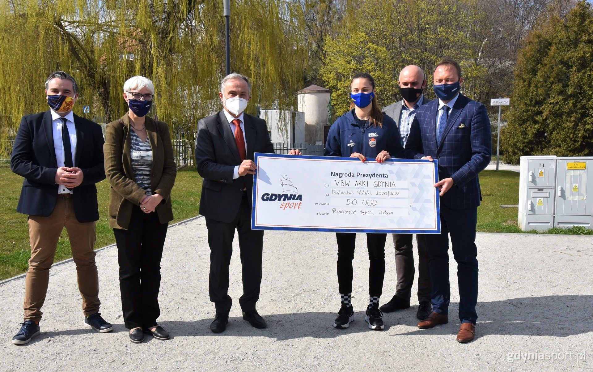 Koszykarki VBW Arki Gdynia otrzymały nagrodę finansową w wysokości 50 tysięcy złotych